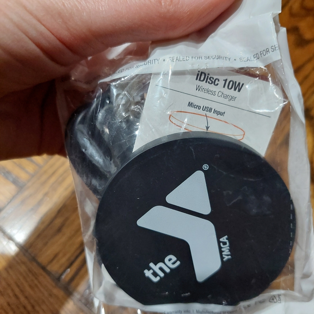 iDisc 10W Black Wireless Charger with White YMCA Logo
